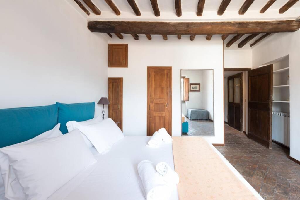 Vicolo Di San Celso By Varental